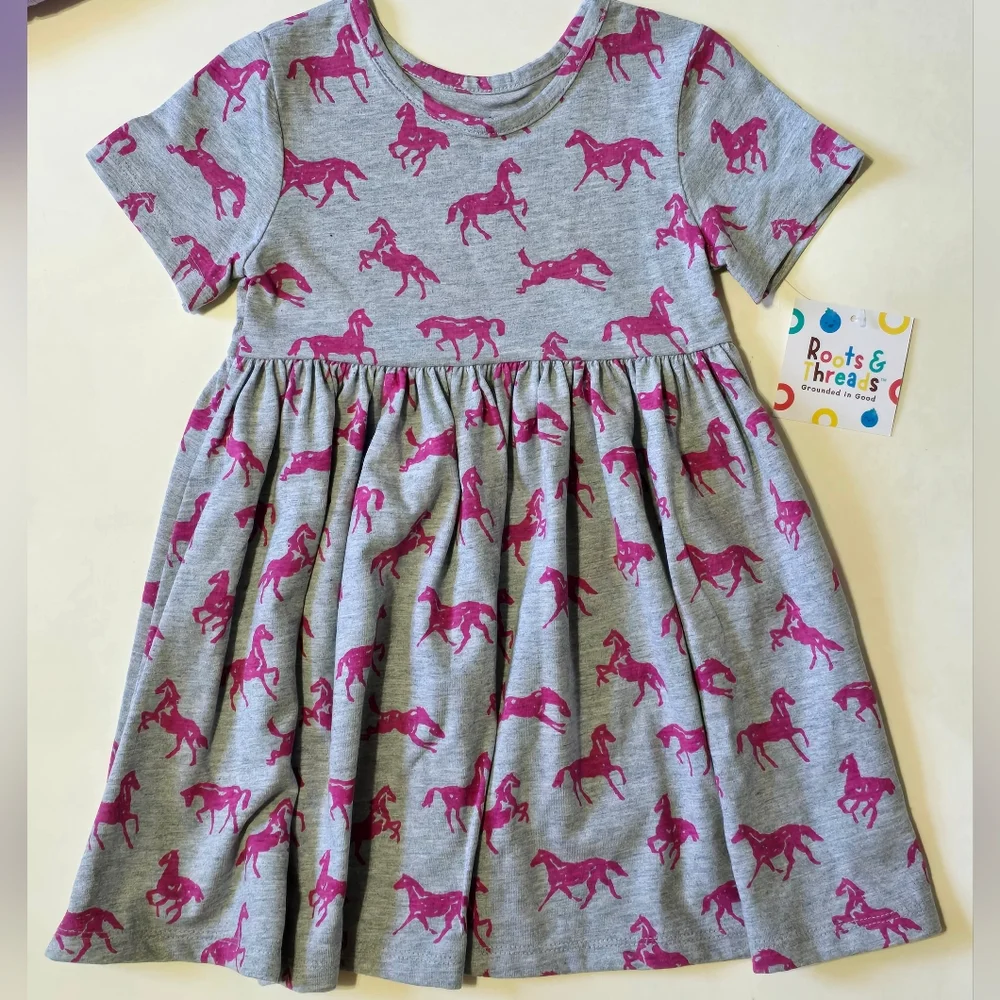 Bundle lot Toddler girls dresses/sleepers Size 3T - Picture 4 of 7